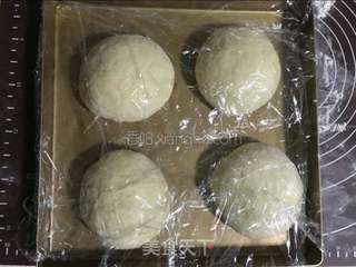 金枪鱼口袋披萨的做法步骤:4