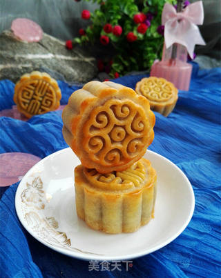 红豆馅广式月饼的做法步骤:18
