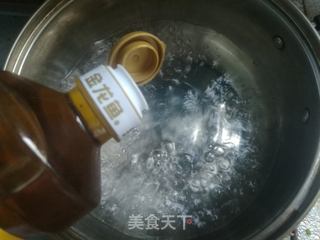 西兰花炒豆芽的做法步骤：5