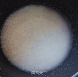 双菇腊肠焖饭的做法步骤:3
