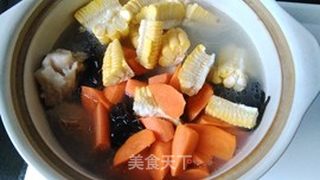 玉米木耳大骨汤的做法步骤:9