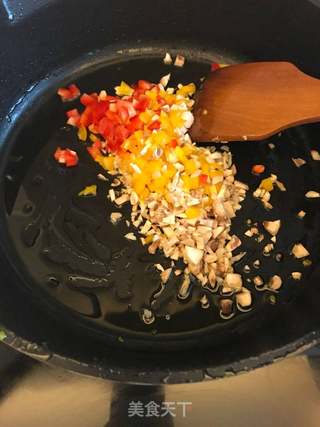 三色银鱼煎蛋的做法步骤:6