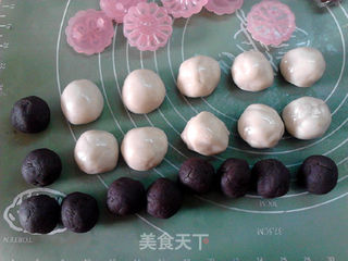 栗蓉冰皮月饼的做法步骤：6