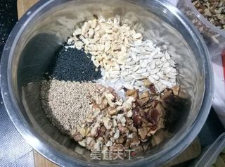 五仁月饼的做法步骤:4