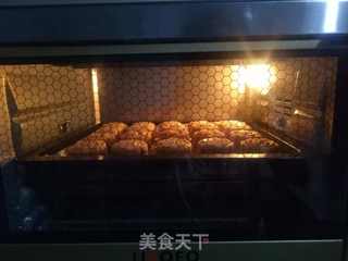 五仁月饼的做法步骤:17