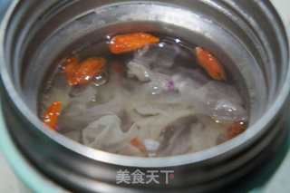 紫薯百合银耳甜汤的做法步骤:4