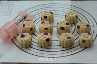 桃山紫薯月饼的做法步骤:5