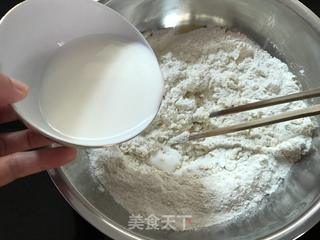 奶香石头小面包的做法步骤：3