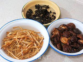 上海小菜【四喜烤麸】的做法步骤:3