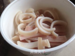 黄豆猪皮汤 的做法步骤：3