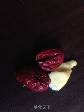 黄豆猪皮汤 的做法步骤：4