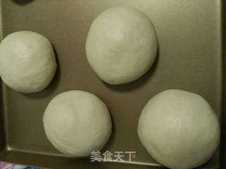 蛋黄豆沙面包的做法步骤:12