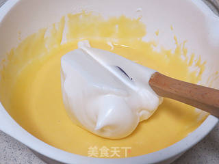 撞击视觉滴【黑旋风蛋糕卷】的做法步骤：8