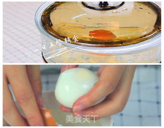 西兰花蛋黄米糊 的做法步骤:2