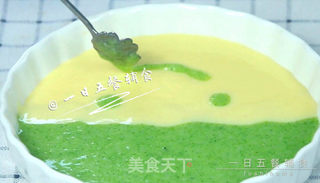 西兰花蛋黄米糊 的做法步骤:8