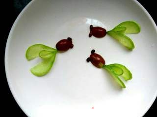 黄瓜青枣拼盘的做法步骤:5