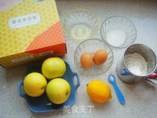 白梨卡通蛋糕的做法步骤：1
