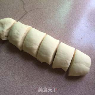 小鸡馒头的做法步骤:4