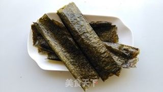 金枪鱼水果饭团的做法步骤:5