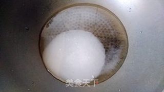 糖霜核桃仁的做法步骤:3