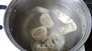 咸蛋黄菜肉大馄饨的做法步骤:13