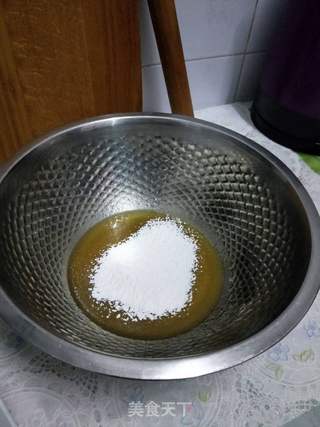 广式蛋黄豆沙月饼的做法步骤:3