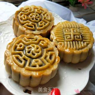 广式蛋黄豆沙月饼的做法步骤:22
