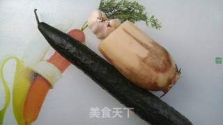 蒜香藕片的做法步骤：1