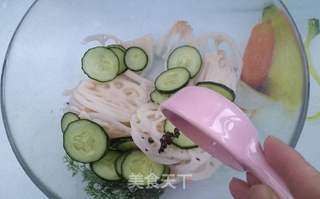蒜香藕片的做法步骤:8