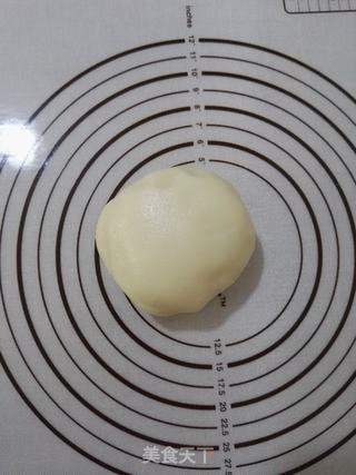 可可圆点冰皮月饼的做法步骤:10