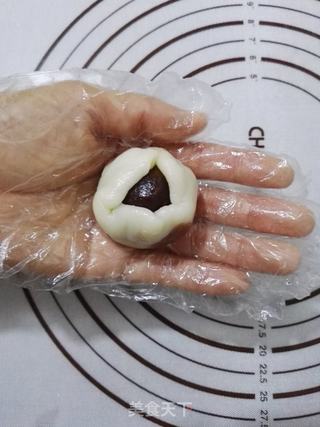 可可圆点冰皮月饼的做法步骤:15
