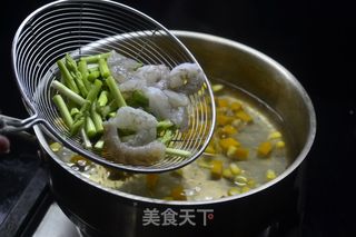 鲜虾田园沙拉的做法步骤：8