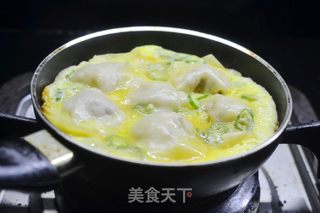 馄饨抱蛋-早餐花样吃法的做法步骤：9