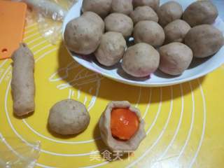 广式蛋黄月饼(63 克x20个)的做法步骤:4
