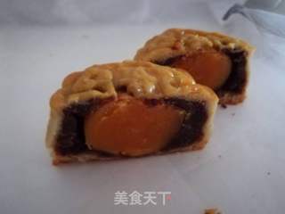 广式蛋黄月饼(63 克x20个)的做法步骤:9