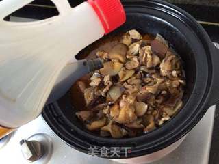 砂锅焖茄片的做法步骤:11