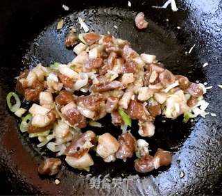 肉末粉丝茄子煲的做法步骤:4