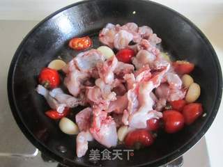 泡椒牛蛙的做法步骤:6