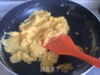 流心奶黄月饼的做法步骤：7