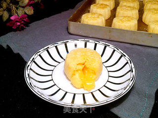 流心奶黄月饼的做法步骤:32