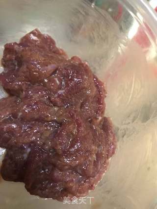 麻辣水煮牛肉的做法步骤：2