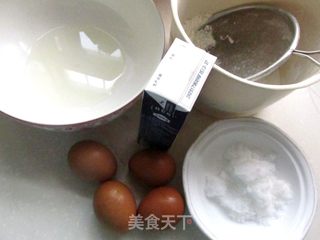 蓝莓枫叶蛋糕卷的做法步骤：1