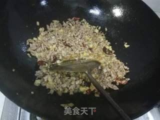 香菇牛肉酱的做法步骤：6