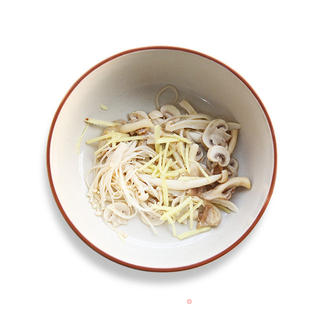 下火好鲜味——菌菇花蛤汤的做法步骤:9