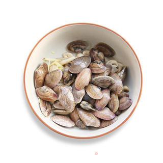 下火好鲜味——菌菇花蛤汤的做法步骤:10