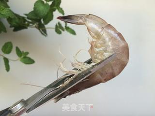 黑椒干锅虾的做法步骤:2