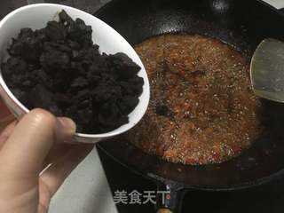香辣牛肉酱的做法步骤:5