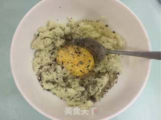花菜底迷你披萨的做法步骤:5