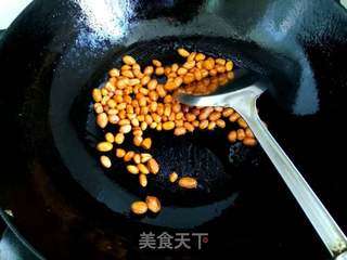 宫爆鸡丁的做法步骤:5