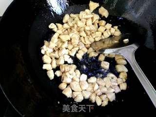 宫爆鸡丁的做法步骤:9